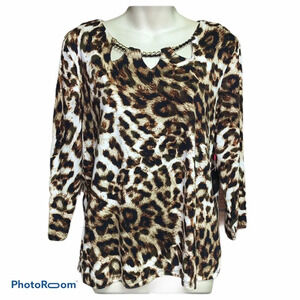 Rafaella animal printed petite large top.  NWT